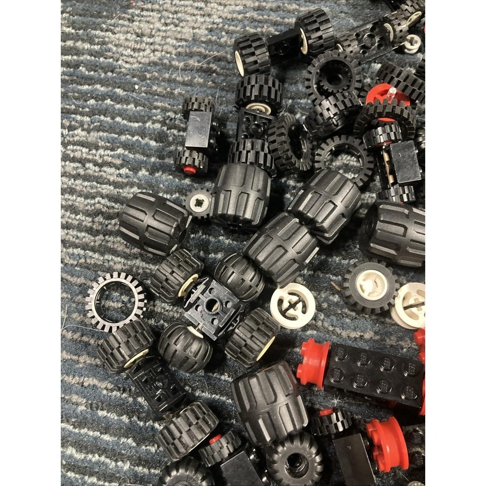 Lot Of 10 Oz Random Lego Wheels And Axles Black - Picture 5 of 7